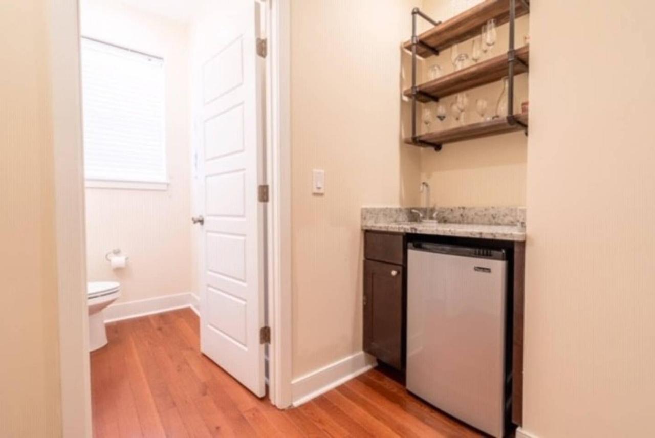 Beautiful Lux 4 Bedroom*Near Penn/Chop*Roof Deck 필라델피아 외부 사진
